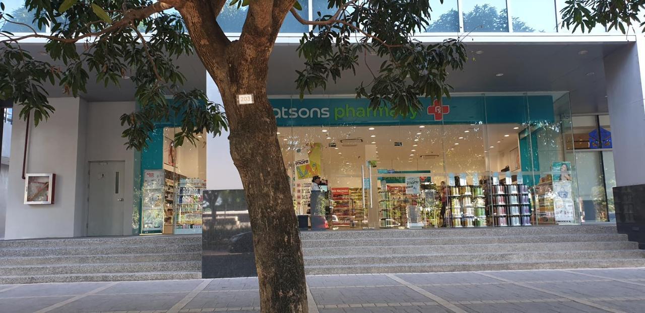 セブ市 Mactan Newtown With Sun Set And Garden Viewアパートホテル エクステリア 写真